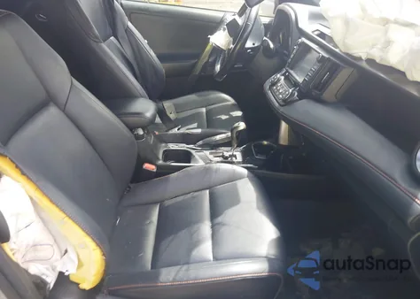 2018 Toyota Rav4 Se z USA, uszkodzony, nr VIN JTMNFREV0JJ191606